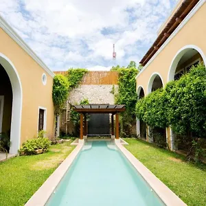 Hotel Boutique By The Museo Mérida